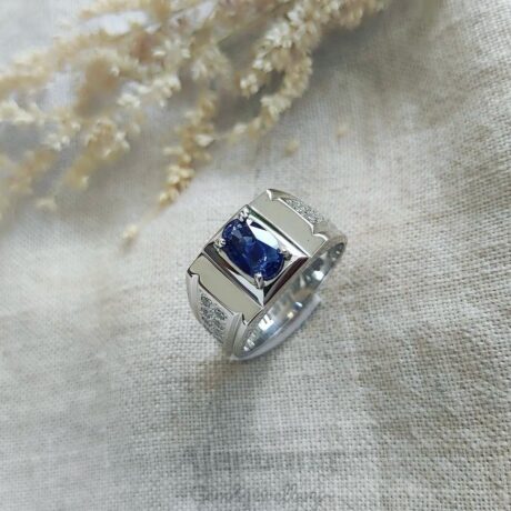 Genuine Blue Sapphire Men's Wedding Ring.