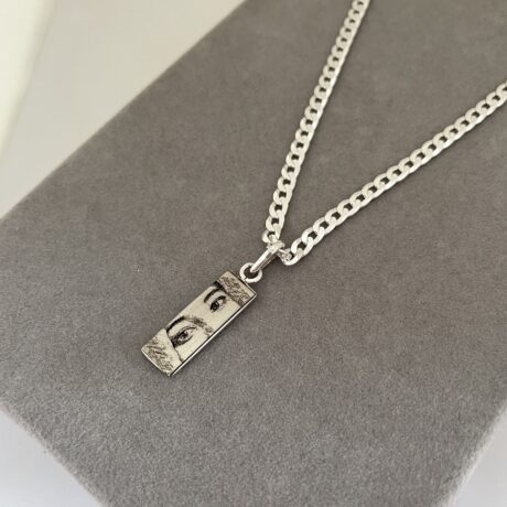 Customize Eye Pendent